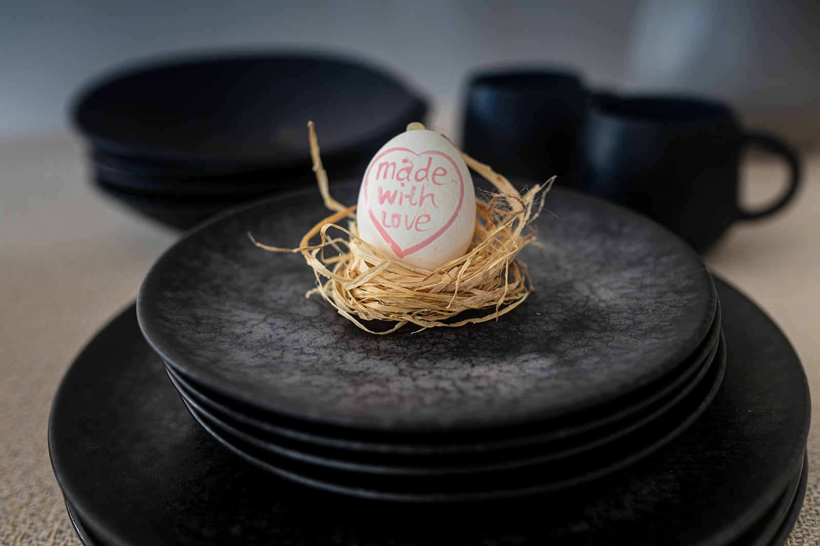 SCHWARZE KERAMIK AUS PORTUGAL