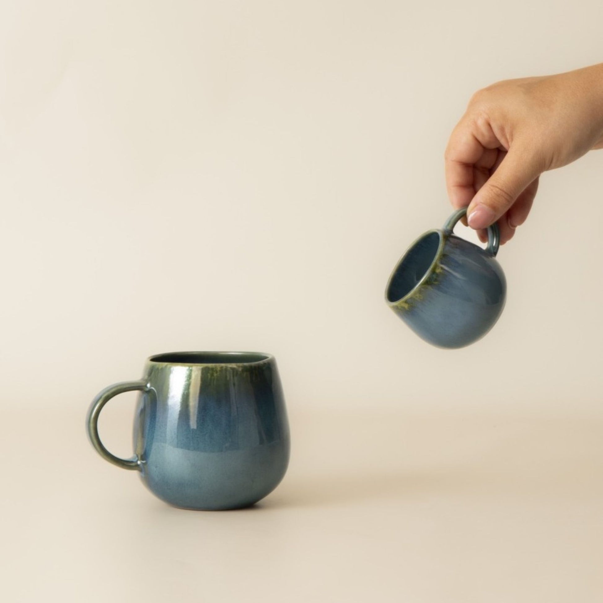 Keramik Kaffeetasse Amazonia groß Grün I Handgemachte Steingut Tasse 400 ml