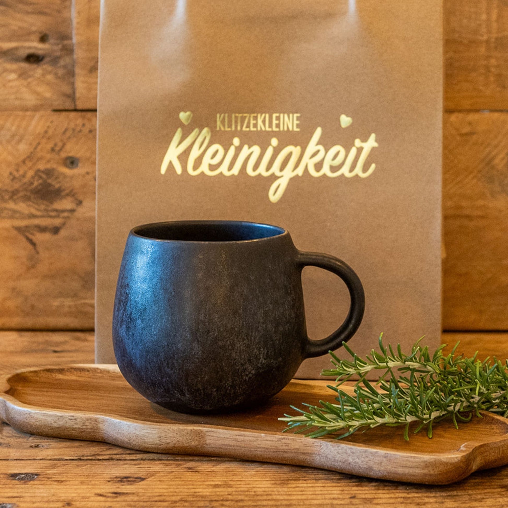 schwarze keramik tasse weihnachtsgeschenk