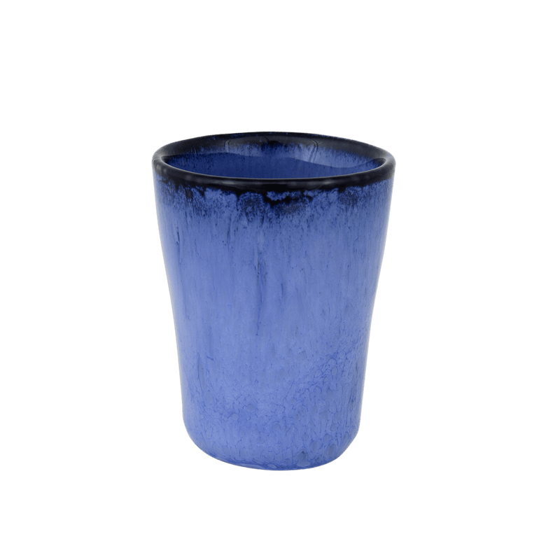 blaue keramik tassen in klein espress tassen