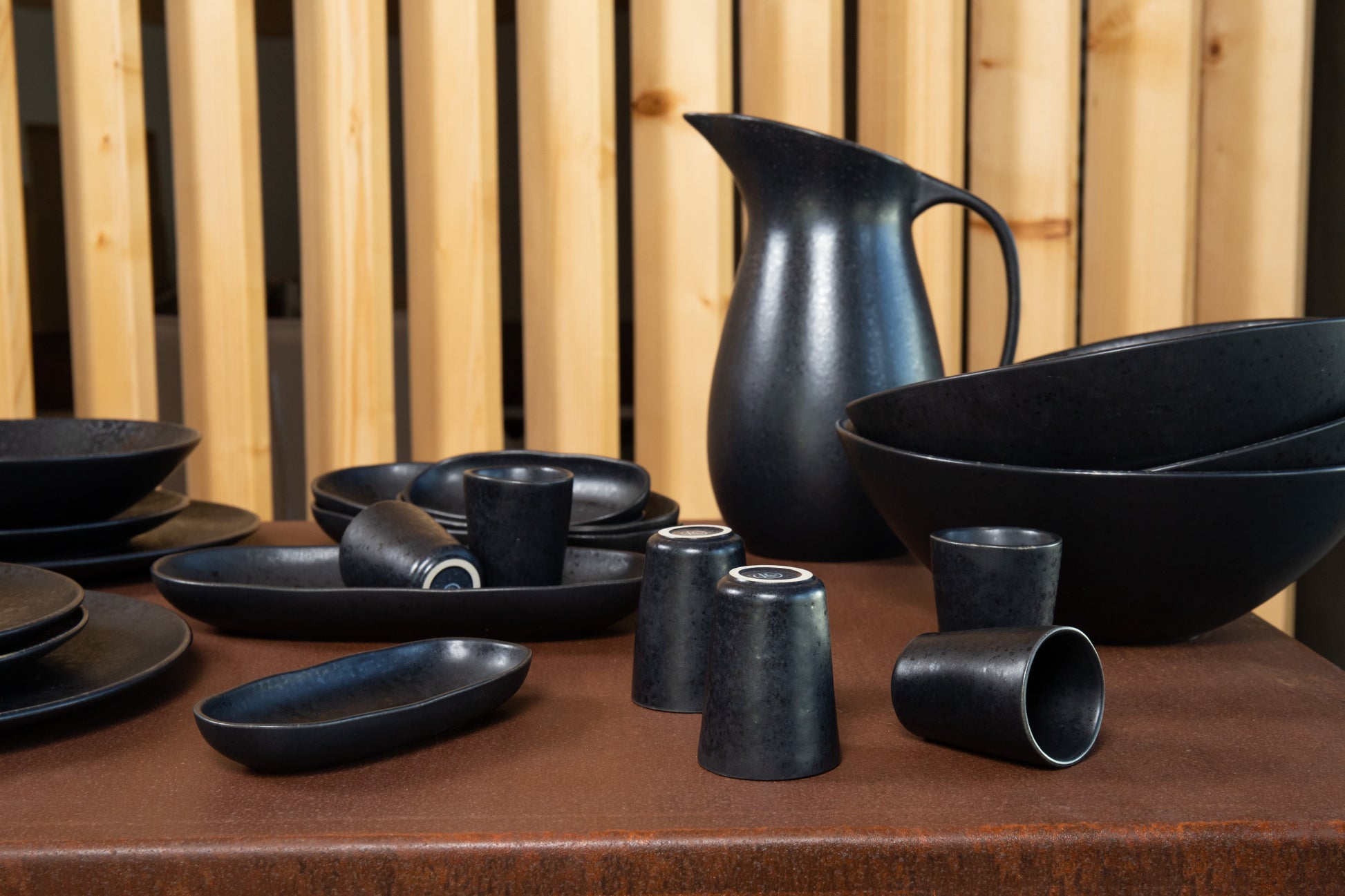 Black Stone Teller & Schalen & Tassen Set Schwarz I 20 teiliges Set