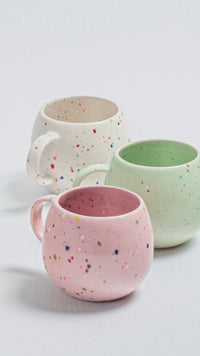 keramik tassen lila handgemacht